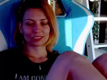 karoline121 on Chaturbate 