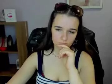 Freechat katedesire on Chaturbate