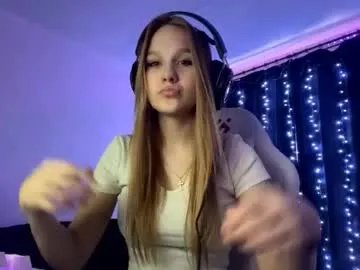 kayceefroehner — Amia's Room! Goal: kiss kiss  #new #shy #teen #redhead #18 [12 tokens remaining]