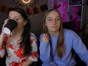 Discover slutty camwhore Keylas_moan keylas_moan from Chaturbate