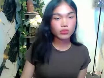 kina_greyx on Chaturbate