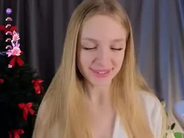 lafeti — GOAL: lick my finger close-up [17 tokens remaining] Welcome, how are you? my name is  Cindy, Lovence on!!! #natural #bigass #lovense #smalltits  #blonde