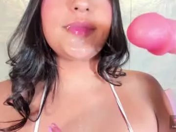 Freechat lauracarther on Chaturbate