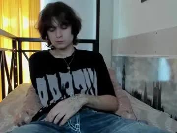 lazydarkknight on Chaturbate