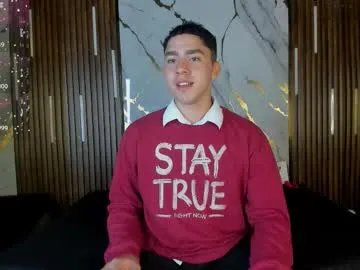 liamnovak from Chaturbate