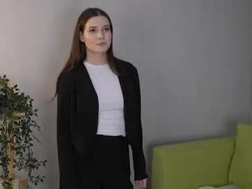 Explore Lil_esma, she wants to masturbate for you lil_esma from Chaturbate