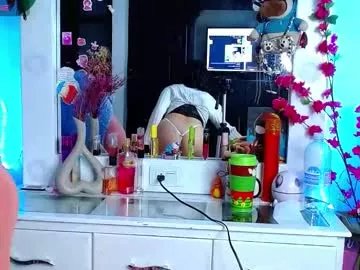littlerouse_ on Chaturbate