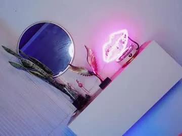 Freechat live_in_lover28 on Chaturbate