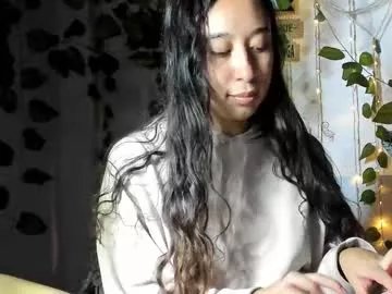 lizzy_kawuaii on Chaturbate