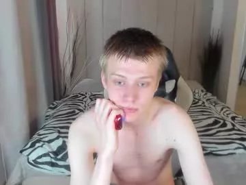 Away louie_evans on Chaturbate