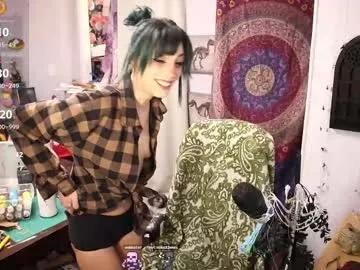 lunasparkles on Chaturbate 