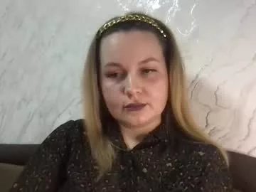 Freechat lyeeu25 on Chaturbate