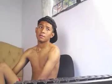 Explore 19 years old mark_hernandez_ds from Chaturbate mark_hernandez_ds from Chaturbate