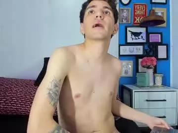 Freechat matteo12_ on Chaturbate