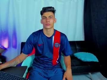 Freechat max_wild01 on Chaturbate