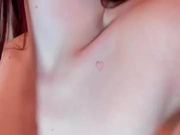 mel_18_ on Chaturbate