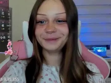 melonipinkbb from Chaturbate