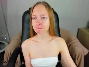Explore Mia_e1fie, she wants to masturbate for you mia_e1fie from Chaturbate