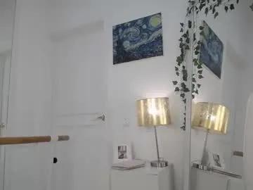 Explore Mira_marni, she wants to masturbate for you mira_marni from Chaturbate
