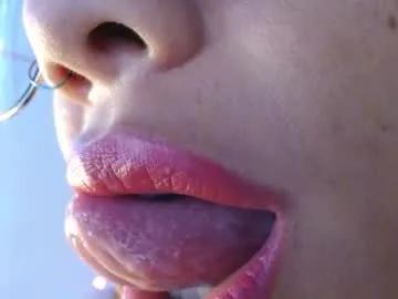 Naked Miss_evoleth2 wants you to fuck her body now miss_evoleth2 from Chaturbate