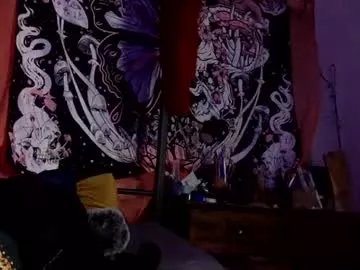 mistressmystii on Chaturbate