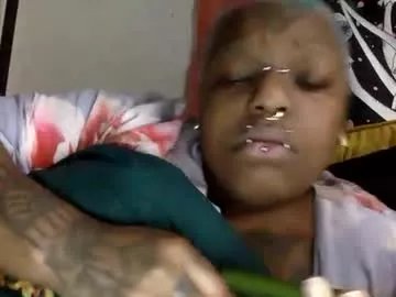 mistressmystii on Chaturbate