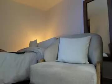 monkeys_pug on Chaturbate