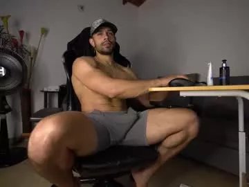 mrlouiss on Chaturbate