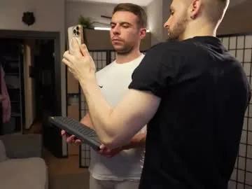 muscularfriend from Chaturbate