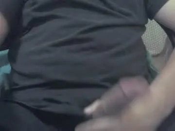 muzicdaddy4200 on Chaturbate