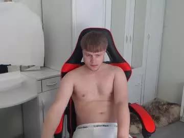 nenvol1 on Chaturbate 