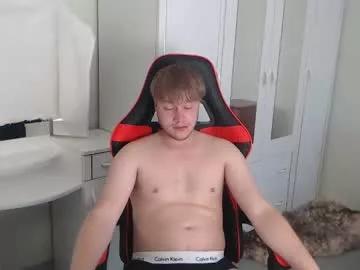 nenvol1 on Chaturbate 