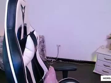 nicolthompsonn on Chaturbate