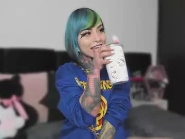 nikkiramone on Chaturbate