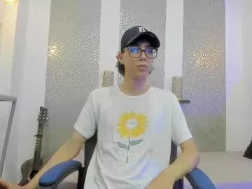 Freechat nikolay_gregori on Chaturbate