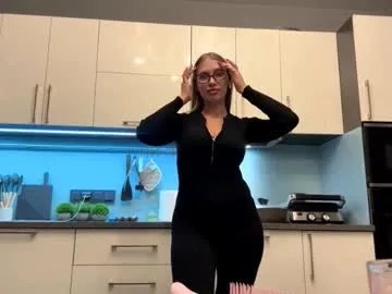 raeannschemmer from Chaturbate