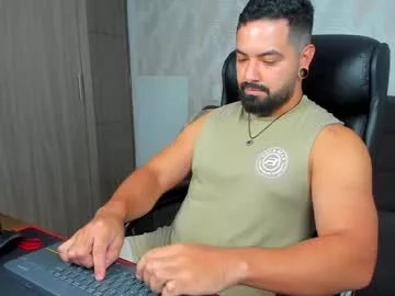 robby_k on Chaturbate 