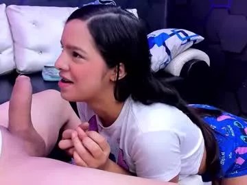 room_kitty on Chaturbate