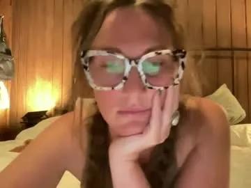 rubywavesback on Chaturbate