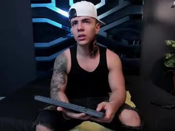 salvatore_damore on Chaturbate