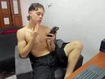 Freechat santiceballo on Chaturbate