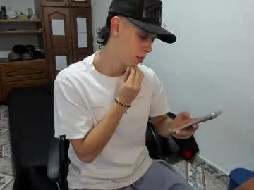 Freechat santiceballo on Chaturbate