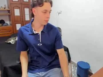 Freechat santiceballo on Chaturbate