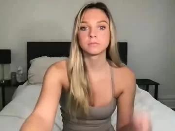 Freechat scarletterose_504259 on Chaturbate