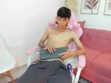 Freechat sebas_cat on Chaturbate