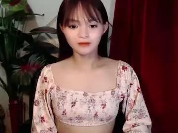 Sweet Sensational_yeng wants you to fuck her body now sensational_yeng from Chaturbate