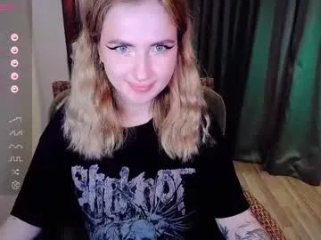 shyfoxxxy — 35 tkn for drink a shot //spin the wheel33tkn//roll the dice 95 tkn//draw your penic 250tkn - Goal is : make me happy <3 #german #redhead #bigass #goth #sph