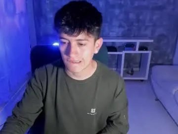 skyrid3r from Chaturbate