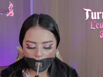 Freechat soffiqueen on Chaturbate