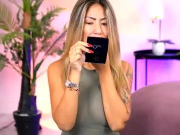 Freechat sophiapotts on Chaturbate